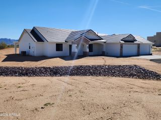 1635 W ARROWHEAD Lane, Queen Creek, AZ 85142