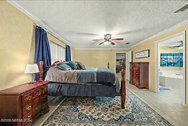118 W CAMELOT Drive -, Palatka, FL 32177