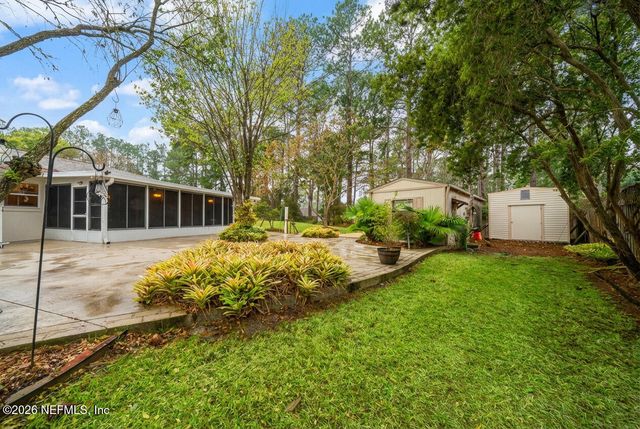 118 W CAMELOT Drive -, Palatka, FL 32177