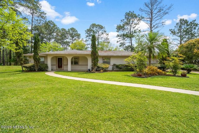 118 W CAMELOT Drive -, Palatka, FL 32177