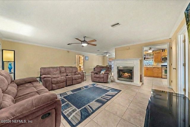 118 W CAMELOT Drive -, Palatka, FL 32177