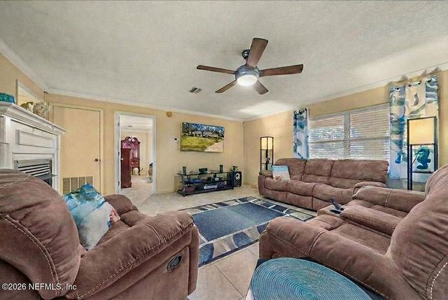 118 W CAMELOT Drive -, Palatka, FL 32177