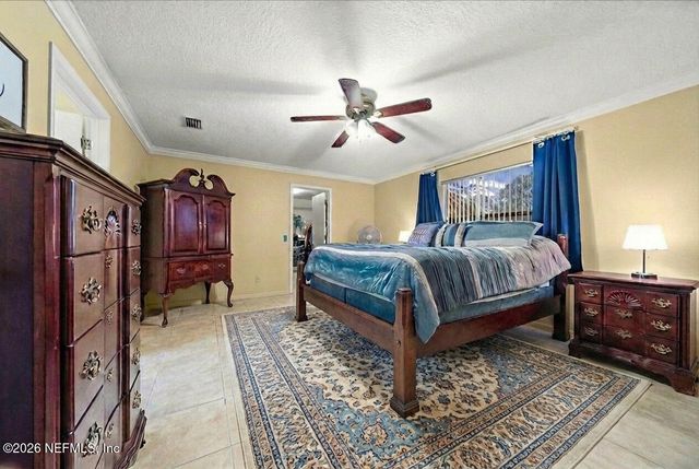 118 W CAMELOT Drive -, Palatka, FL 32177
