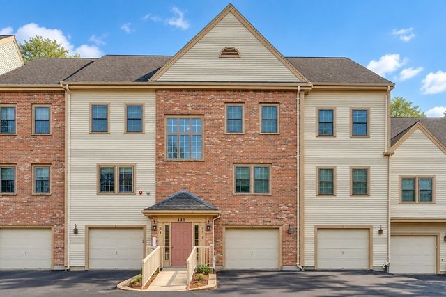 115 Revere St D, Canton, MA 02021