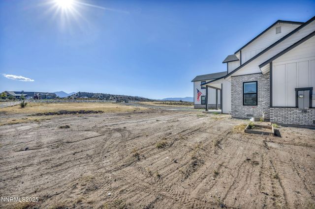 1409 Hunters Point Drive, Gardnerville, NV 89410