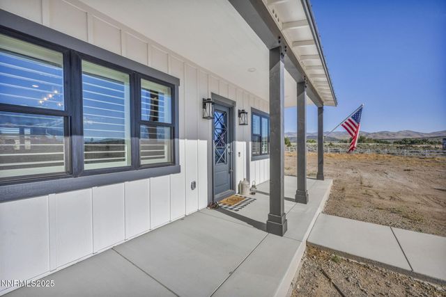 1409 Hunters Point Drive, Gardnerville, NV 89410