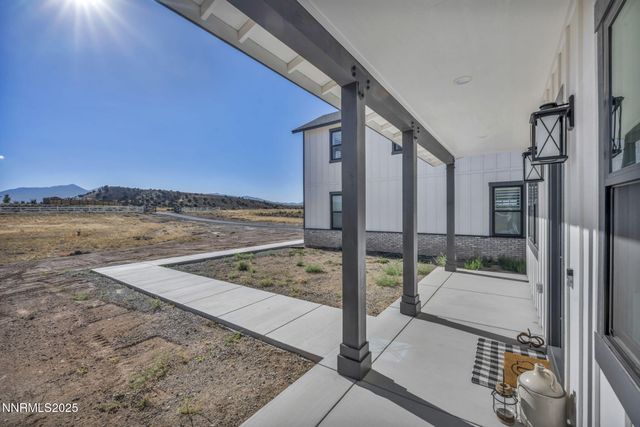 1409 Hunters Point Drive, Gardnerville, NV 89410