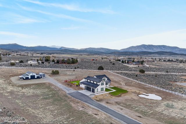 1409 Hunters Point Drive, Gardnerville, NV 89410