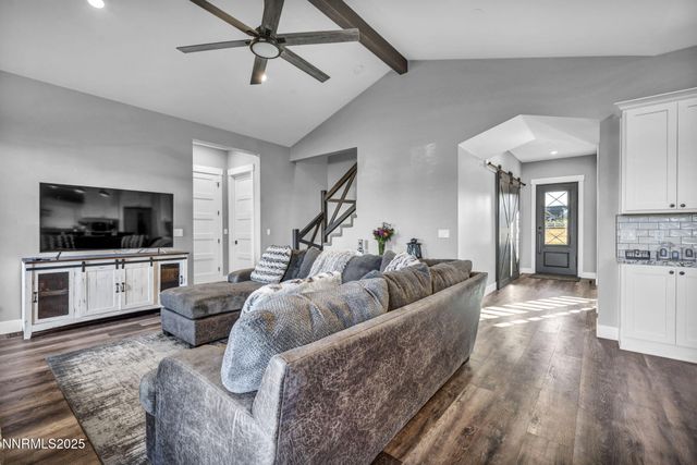 1409 Hunters Point Drive, Gardnerville, NV 89410