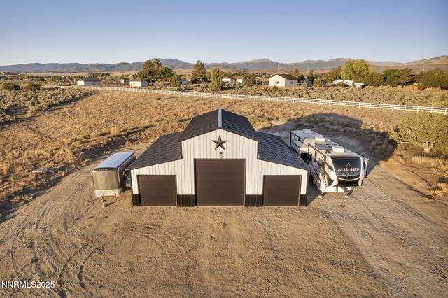 1409 Hunters Point Drive, Gardnerville, NV 89410