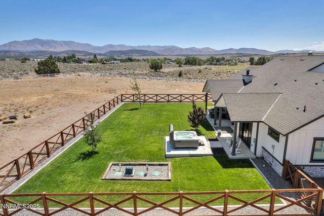 1409 Hunters Point Drive, Gardnerville, NV 89410