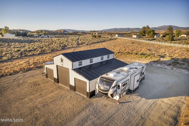 1409 Hunters Point Drive, Gardnerville, NV 89410