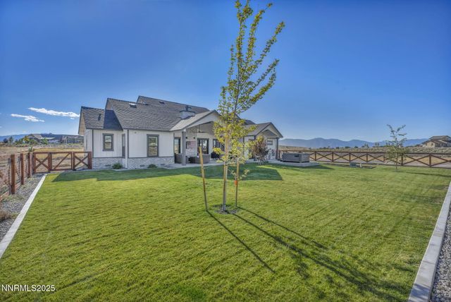 1409 Hunters Point Drive, Gardnerville, NV 89410