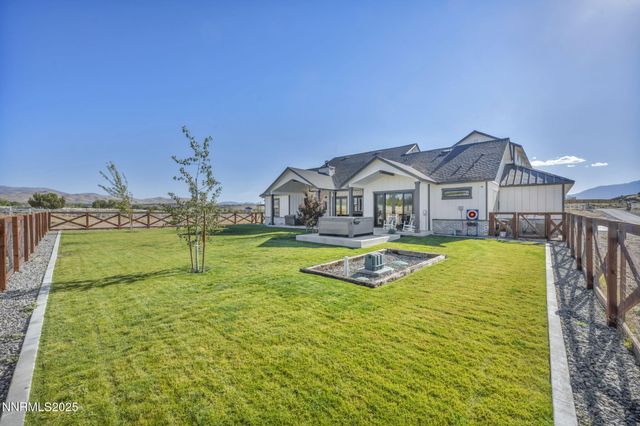 1409 Hunters Point Drive, Gardnerville, NV 89410