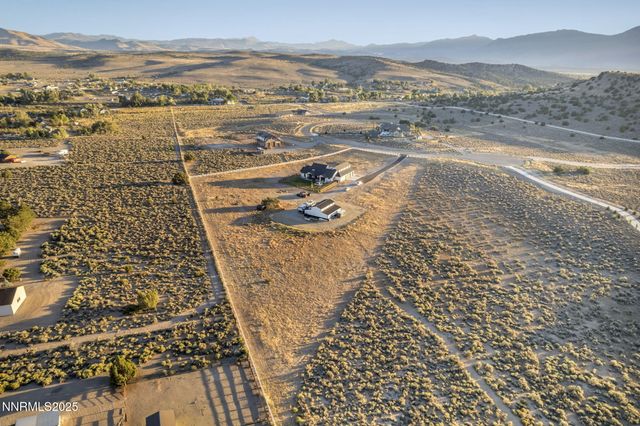 1409 Hunters Point Drive, Gardnerville, NV 89410