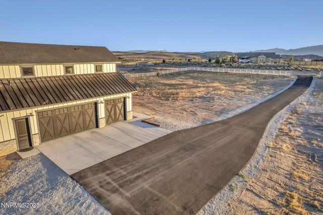 1409 Hunters Point Drive, Gardnerville, NV 89410