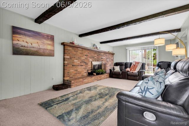 4055 Old Dominion Drive, West Bloomfield Charter Township, MI 48323