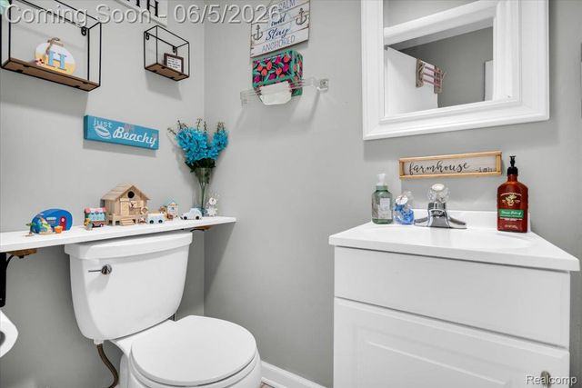 4055 Old Dominion Drive, West Bloomfield Charter Township, MI 48323