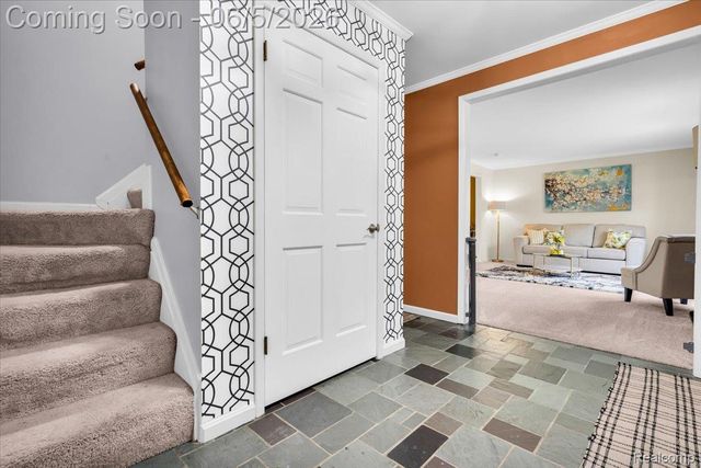 4055 Old Dominion Drive, West Bloomfield Charter Township, MI 48323