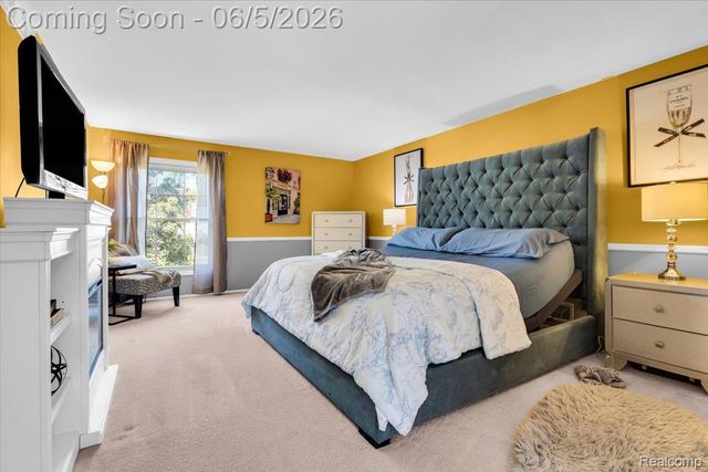 4055 Old Dominion Drive, West Bloomfield Charter Township, MI 48323