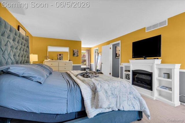 4055 Old Dominion Drive, West Bloomfield Charter Township, MI 48323