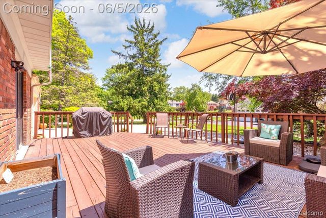 4055 Old Dominion Drive, West Bloomfield Charter Township, MI 48323