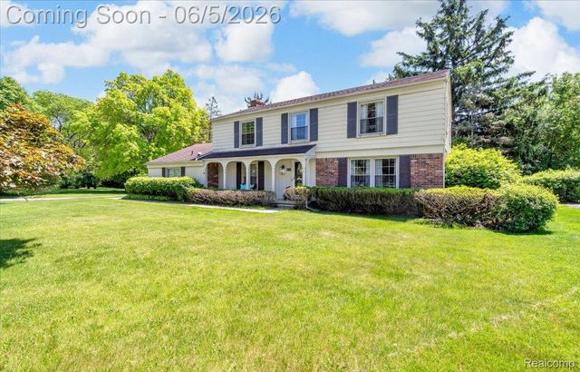4055 Old Dominion Drive, West Bloomfield Charter Township, MI 48323