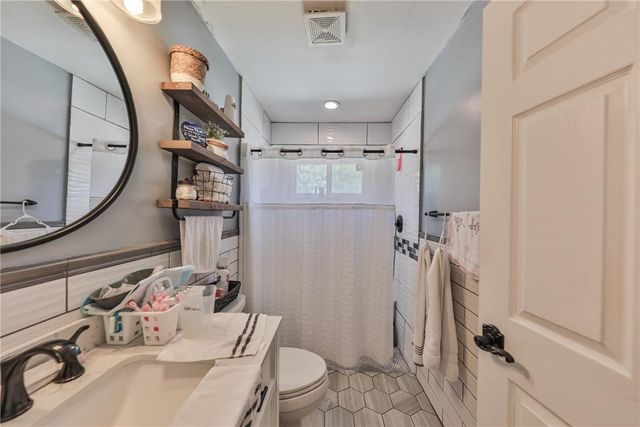 2201 Northampton Avenue, Northampton Boro, PA 18067