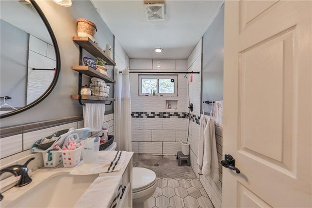 2201 Northampton Avenue, Northampton Boro, PA 18067