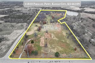 11810 Parallel Parkway, Kansas City, KS 66109