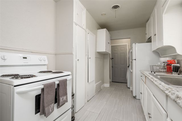 4306 Crozier Street, Dallas, TX 75215