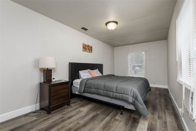 4306 Crozier Street, Dallas, TX 75215