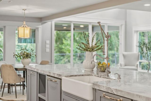 2714 Timberjack Place, The Woodlands, TX 77380