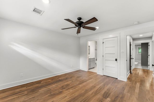 2714 Timberjack Place, The Woodlands, TX 77380