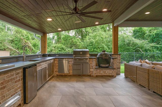2714 Timberjack Place, The Woodlands, TX 77380