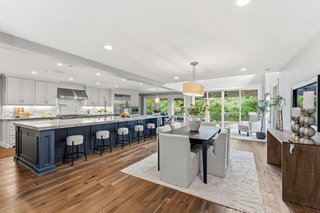 2714 Timberjack Place, The Woodlands, TX 77380