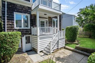 11 Crescent Road 1, Middletown, RI 02842