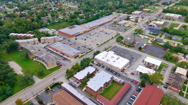 8620 W 95th Street 1A2, Hickory Hills, IL 60457