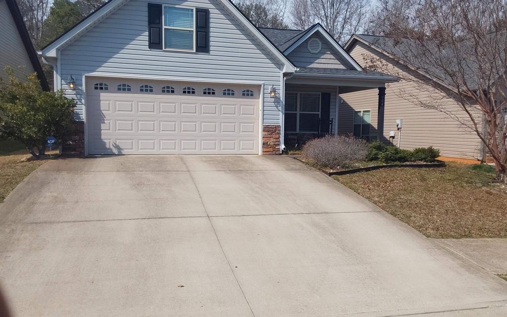 184 Dellwood Drive, Spartanburg, SC 29301