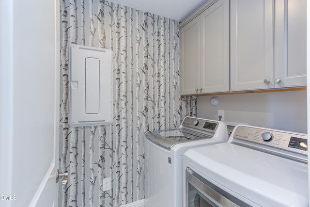 2532 Drummer Drive, New Hill, NC 27562