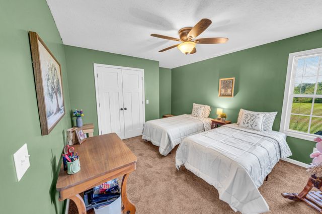 1288 Mount Olive Rd, Westmoreland, TN 37186