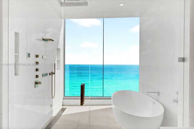 17975 Collins Ave N-1902, Sunny Isles Beach, FL 33160