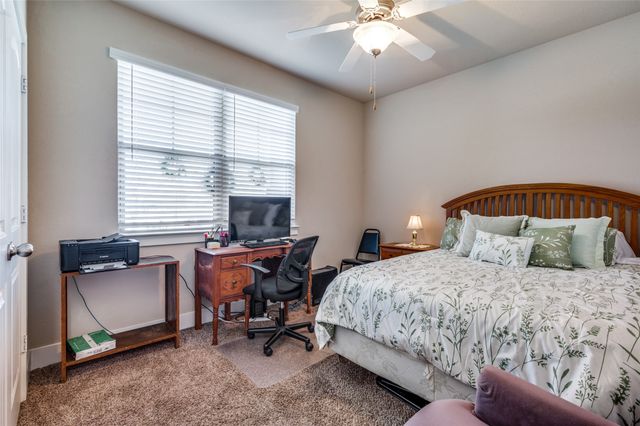 9 S Highland Drive, Sanger, TX 76266