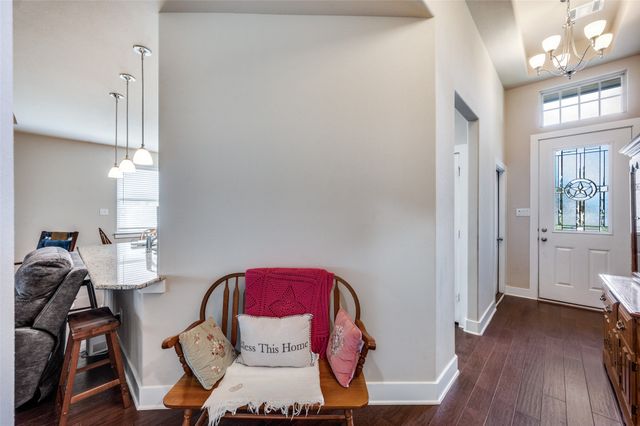 9 S Highland Drive, Sanger, TX 76266