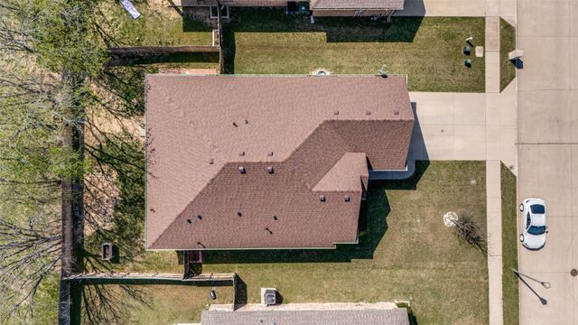 9 S Highland Drive, Sanger, TX 76266