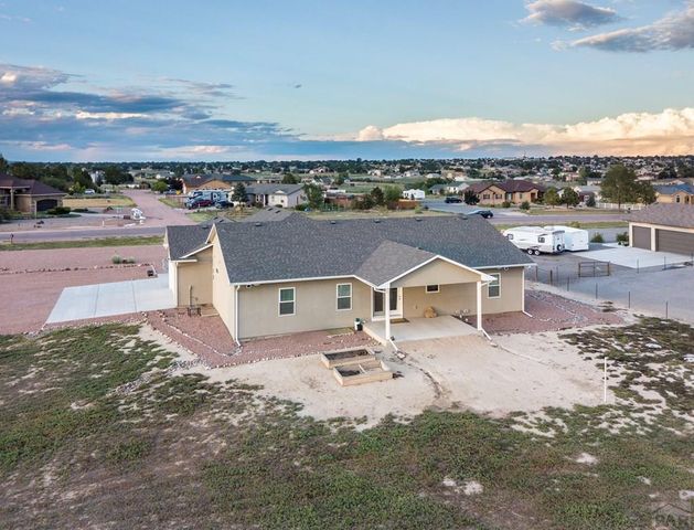 712 W McCulloch Blvd W, Pueblo West, CO 81007