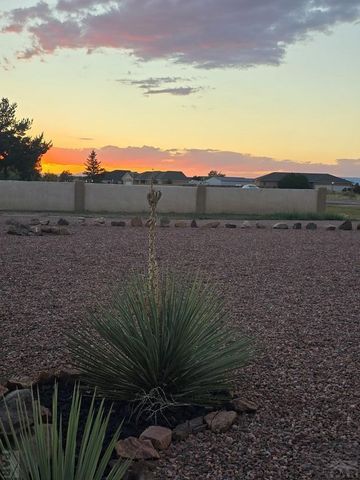 712 W McCulloch Blvd W, Pueblo West, CO 81007