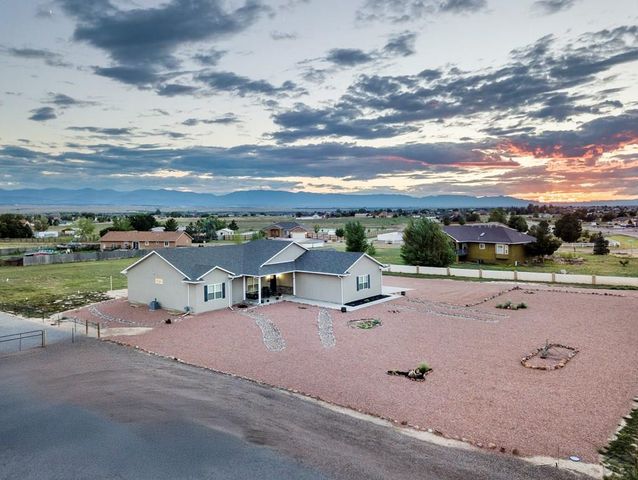 712 W McCulloch Blvd W, Pueblo West, CO 81007