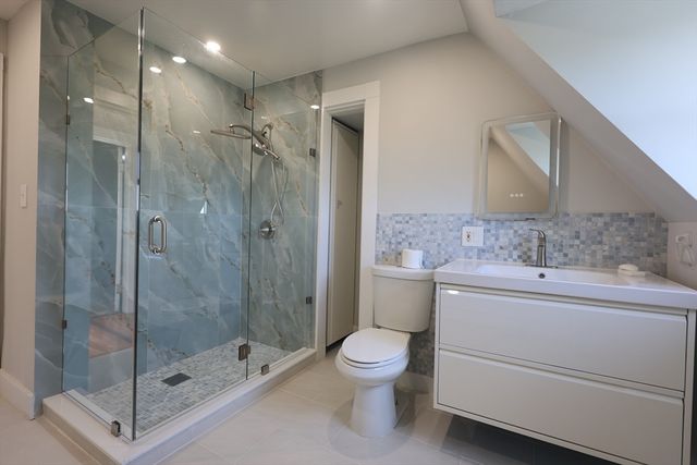 318 Tappan St. 3, Brookline, MA 02445