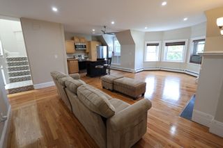 318 Tappan St. 3, Brookline, MA 02445